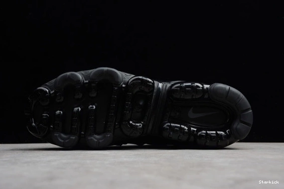 Triple  Nike Plus Black 924453-004 Air VaporMax 1204